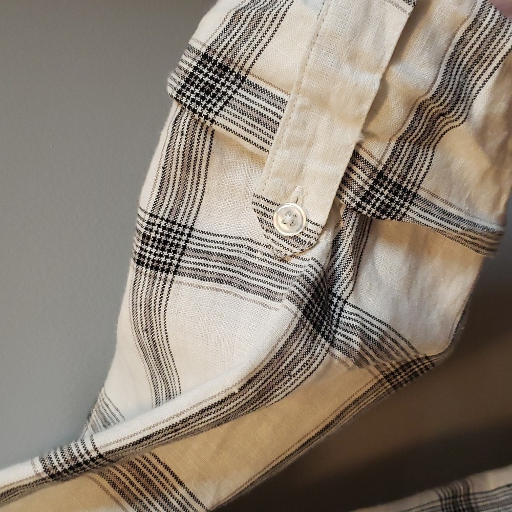 French Curve 100% Linen Roll-Tab Pullover Tunic, Small - Picture 4 of 8